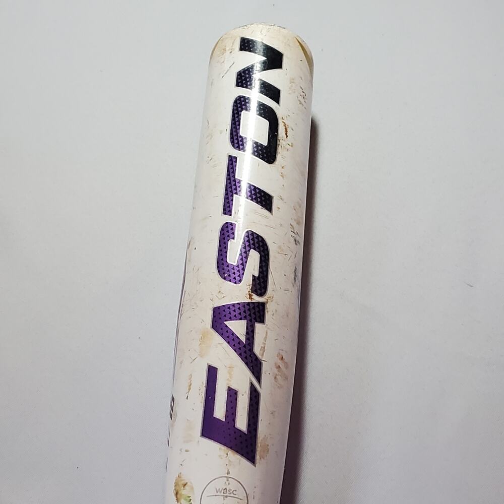 Easton Softball Bat 27 Inch 16 Oz Drop 11 FP22AMY